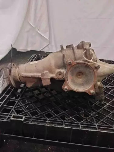 2001-2003 Toyota Highlander Rear Differential Carrier 2.928 Ratio Non Locking - Used OEM Auto Part