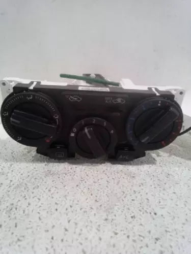 2010-2012 Nissan Versa Hatchback Manual AC Heater Temperature Control OEM - Used