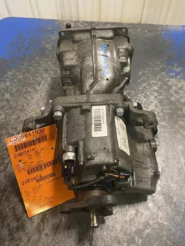 2014-2015 Kia Sorento Rear Differential Carrier AWD - Used OEM Auto Part