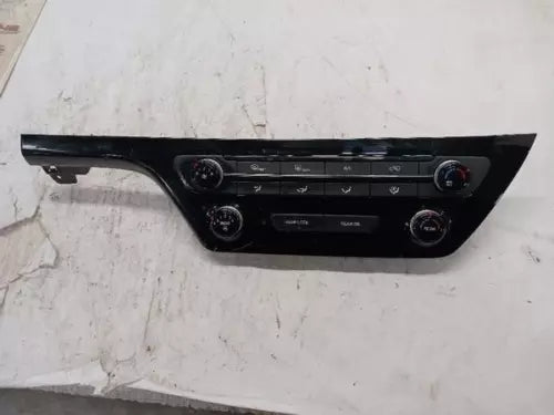 2016-2020 Kia Sedona Dash Mounted A/C Heater Climate Control Manual OEM - Used