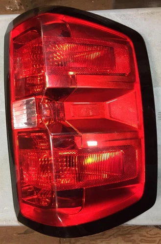 2016-2019 CHEVROLET SILVERADO Rear RH Right Passenger Side Tail Light Pickup OEM - Used