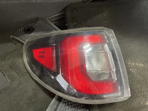 2013-2017 GMC Acadia Rear Left Driver Side Tail Light Assembly Oem - Used