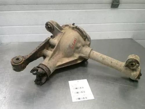 1996-2005 Ford Explorer Front Axle Differential Carrier Assembly 3.73 Ratio OEM - Used