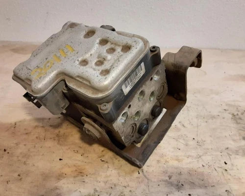 GMC Yukon XL 1500 2004-2005 ABS Anti Lock Brake Actuator Pump OEM - Used