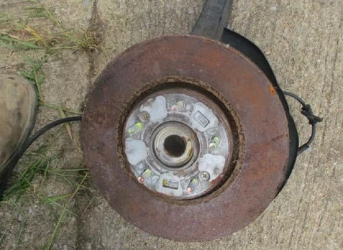 2006-2008 Hyundai Sonata Passenger Right Front Spindle Knuckle OEM - Used