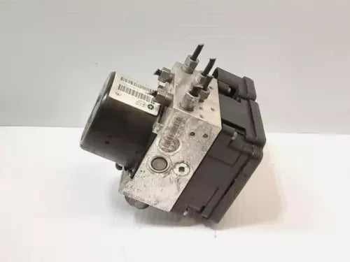 2001-2002 Nissan Xterra 4x2 ABS Anti-Lock Brake Pump Module Assembly Oem - Used