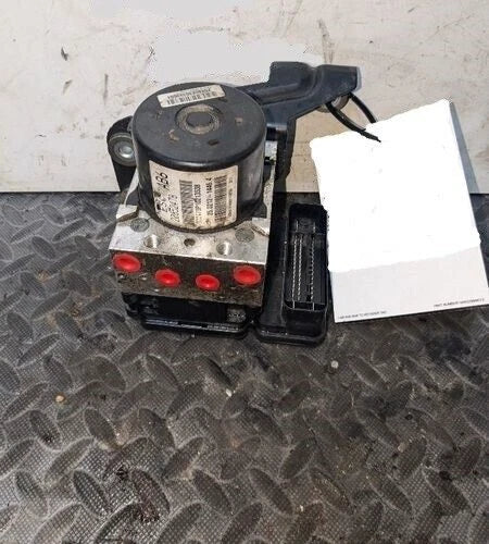 2010-2012 Chevy Colorado ABS Anti Lock Brake Pump Assembly OEM - Used
