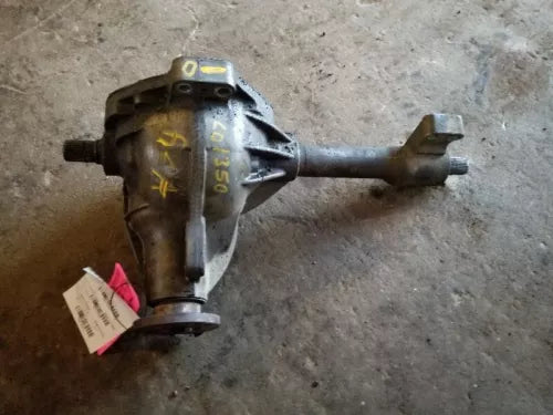 2001-2011 Dodge Dakota Front Axle Differential Carrier Assembly 3.55 OEM - Used
