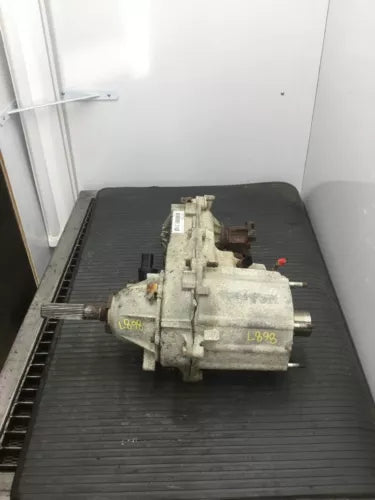 2000-2002 Jeep Wrangler Transfer Case Model 231 2.5L 4.0L AT in Warranty OEM - Used