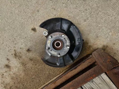 2013-2015 Honda Civic Front Right Passenger Spindle Knuckle Assembly W/o Abs Oem - Used