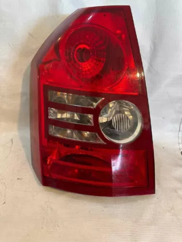 2008-2010 Chrysler 300 Rear Left Driver Side Tail Light Assembly Oem
