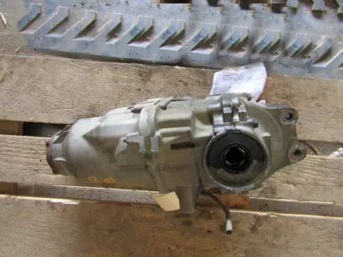 2003-2004 Honda CRV Rear Axle Differential Carrier - Used OEM Auto Part