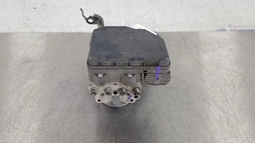 TOYOTA HIGHLANDER 2014-2016 OEM ABS ANTI LOCK BRAKE PUMP ASSEMBLY - Used