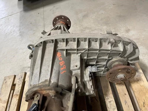 1999-2004 Ford F250 Super Duty Transfer Case Assembly OEM - Used