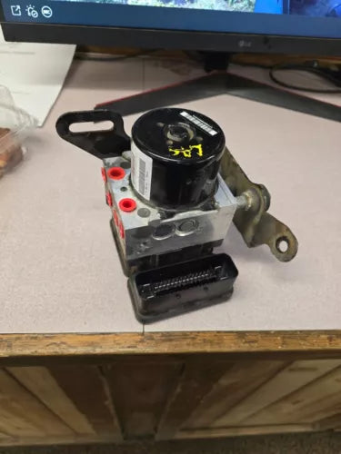 2008 Jeep Grand Cherokee Commander ABS Anti-lock Brake Pump Module Assembly Used OEM
