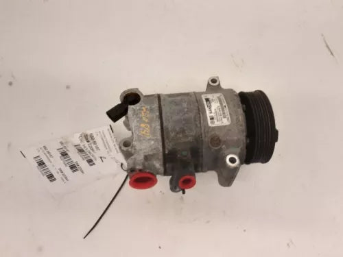 AC Compressor Fits 13-15 PASSAT VW JETTA BEETLE GOLF OEM - Used