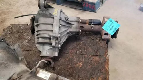 1999-2010 GMC Sierra 2500 3500 Pickup Front Axle Differential Carrier 4.10 Ratio - Used OEM Auto Part
