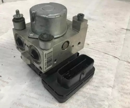 2003-2004 Toyota Matrix Anti Lock Brake Pump Assembly OEM - Used