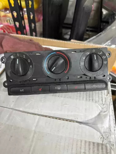 2005-2009 FORD MUSTANG AC Heater Climate Temperature Control W/Heated Seats OEM - Used