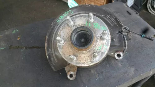 2003-2005 Chevy Astro RWD Front Left Driver Spindle Knuckle Assembly Oem - Used