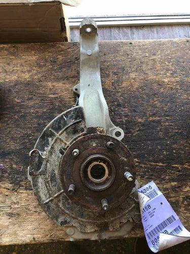 2005-2010 Jeep GRAND CHEROKEE Driver Front Spindle/Knuckle Excluding SRT8 - Used OEM Auto Part