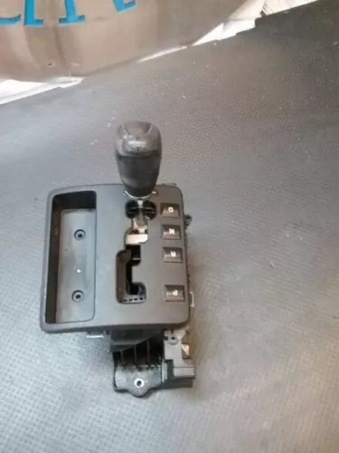 2005-2007 Jeep Grand Cherokee Automatic Floor Gear Shifter Lever Assembly OEM - Used