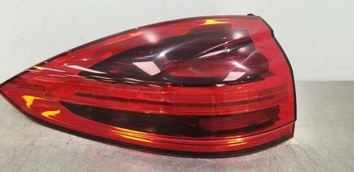 2015-2018 Porsche Cayenne Rear LH Left Driver outer Taillight OEM - Used