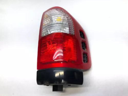 2000-2004 Isuzu Rodeo Rear Right Passenger Side Tail Light Assembly Oem
