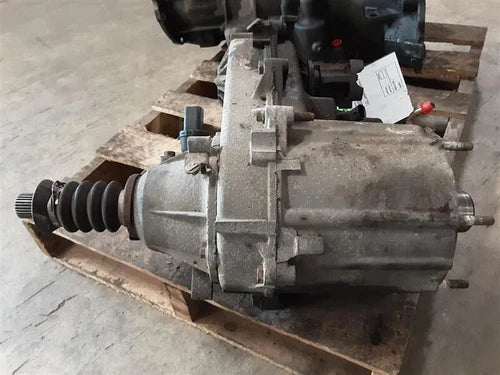 2000-2002 Jeep Wrangler Autommatic Transfercase Assembly Model 231 AT Oem - Used