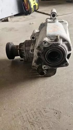 2002-2003 Jaguar X-Type 2.5L,3.0L AT Transfer Case Assembly OEM - Used