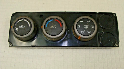 2006 2007 NISSAN TITAN HEATER A/C CLIMATE TEMPERATURE CONTROL 27500-ZH40A SE #2 - Used OEM Auto Part