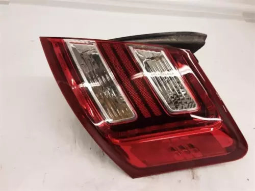2013-2019 Ford Taurus Right Pass Tail Light Quarter Panel Mounted W/O Police Pk - Used OEM Auto Part