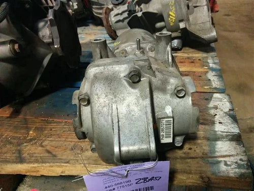 1997-2001 Honda CRV Rear Differential Carrier Assembly Rear Axle OEM - Used