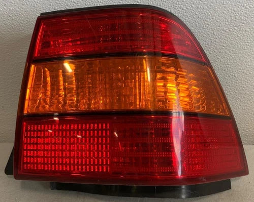 Passenger Tail Light Quarter Panel Mounted Fits 97-00 LEXUS LS400 - Used OEM Auto Part