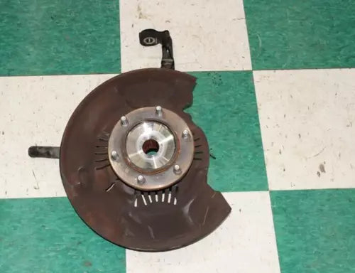 2003-2015 Toyota 4Runner LH Front Driver Spindle Knuckle OEM 4X4 - Used