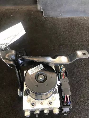 2009 Saturn VUE ABS Anti Lock Brake Actuator Pump Oem - Used