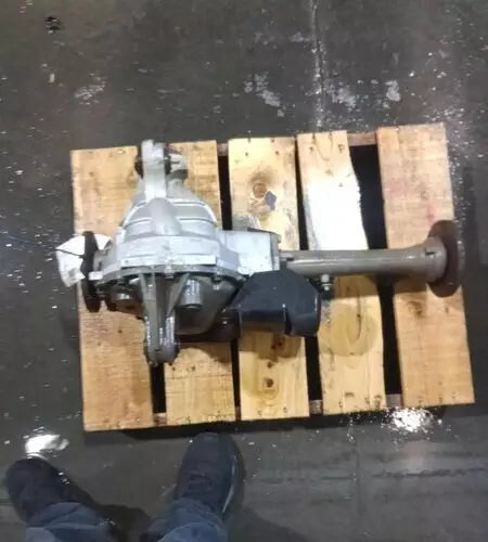 1999-2004 Ford F150 Pickup Front Axle Differential Carrier 3.73 Ratio - Used OEM Auto Part