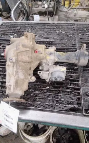 2000-2006 Toyota Tundra Front Axle Differential Carrier Assembly 3.91 Ratio OEM - Used