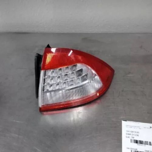 2006-2009 Mercury Milan RH Passenger Side Tail Light Assembly OEM - Used