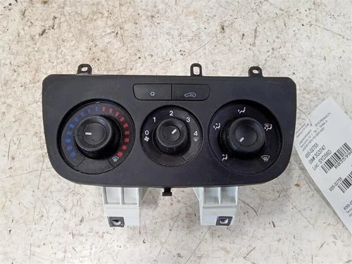 2015-2018 Dodge Ram Promaster City A/C Climate Control in Warranty OEM - Used