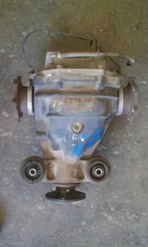 2003-2005 Infiniti G35 Rear Differential Carrier Assembly 3.357 Ratio OEM - Used