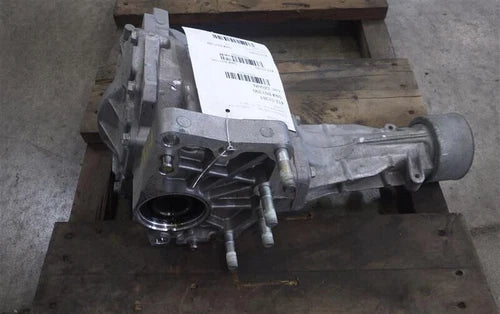 2014-2019 Toyota Sienna Transfer Case Assembly OEM - Used