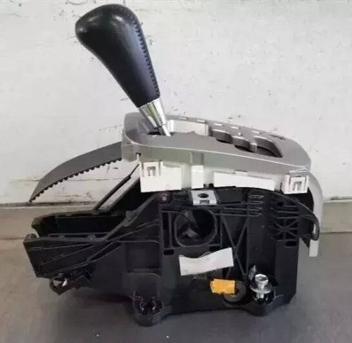 03-05 Toyota 4Runner Automatic Transmission Floor Gear Shifter Assembly OEM toyota