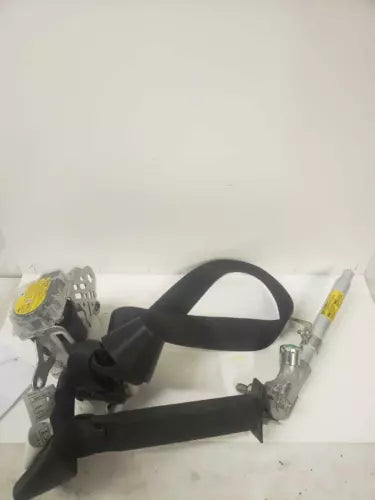 14-18 Subaru Forester Front Right Passenger Seat Belt Retractor Assembly Black - Used OEM Auto Part