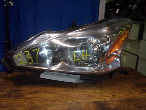 2013-2015 Nissan Altima Headlight Assembly LH Halogen Driver Side Sedan - Used OEM Auto Part