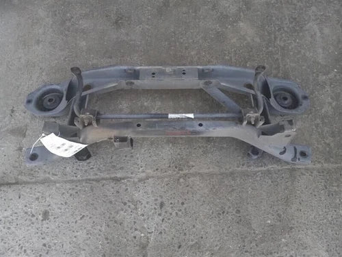 2000-2011 Ford Focus Rear Subframe Crossmember K-Frame w/Stabilizer Bar OEM - Used