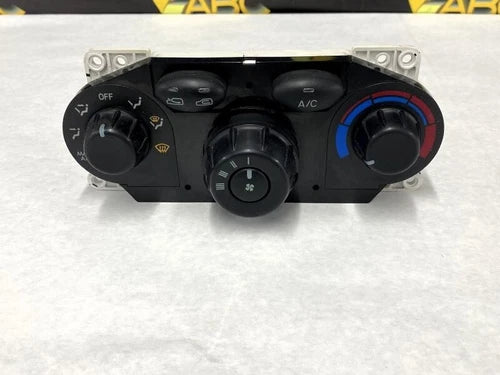2003-2006 Hyundai Santa Fe Manual Temperature Climate Control Heater A/C OEM - Used