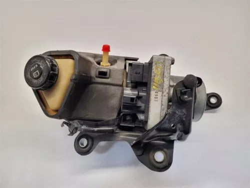 14-15 Nissan Altima Sedan 2.5L Power Steering Pump Assembly Thru 7/31/15 OEM - Used
