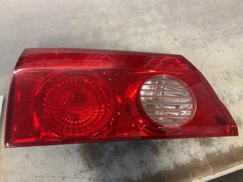 2006-2010 Toyota Sienna Left Driver Side Tail Light Assembly liftgate OEM - Used