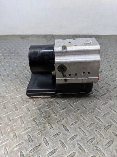 2004-2006 Cadillac Escalade, EXT, ESV, ABS Anti-Lock Brake Pump Assembly OEM - Used